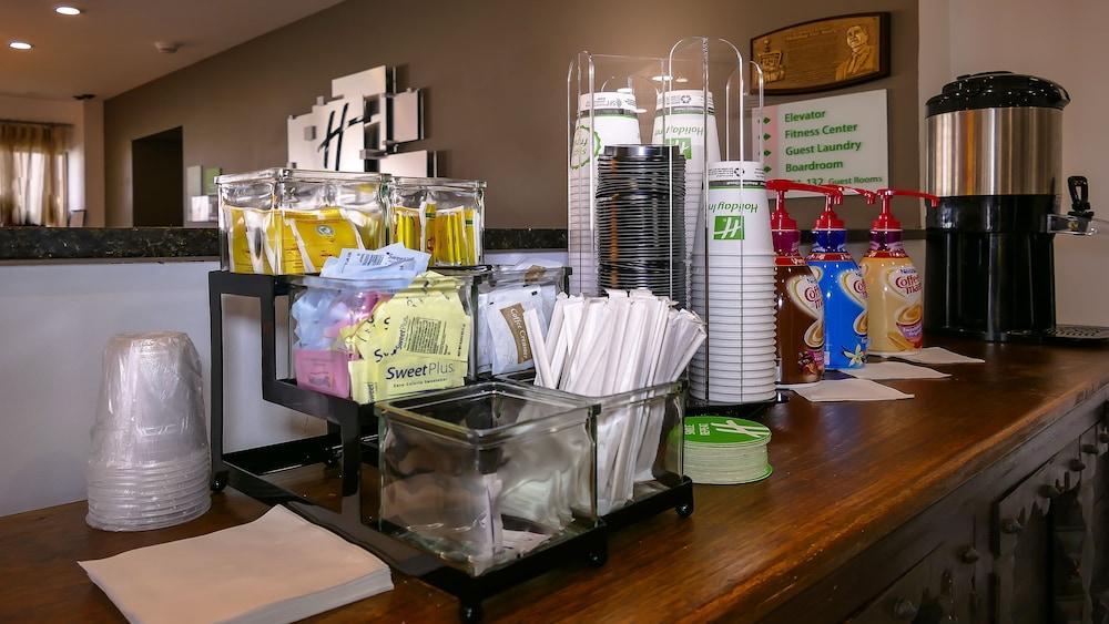 迈尔斯堡市中心区假日酒店 麥爾茲堡 外观 照片